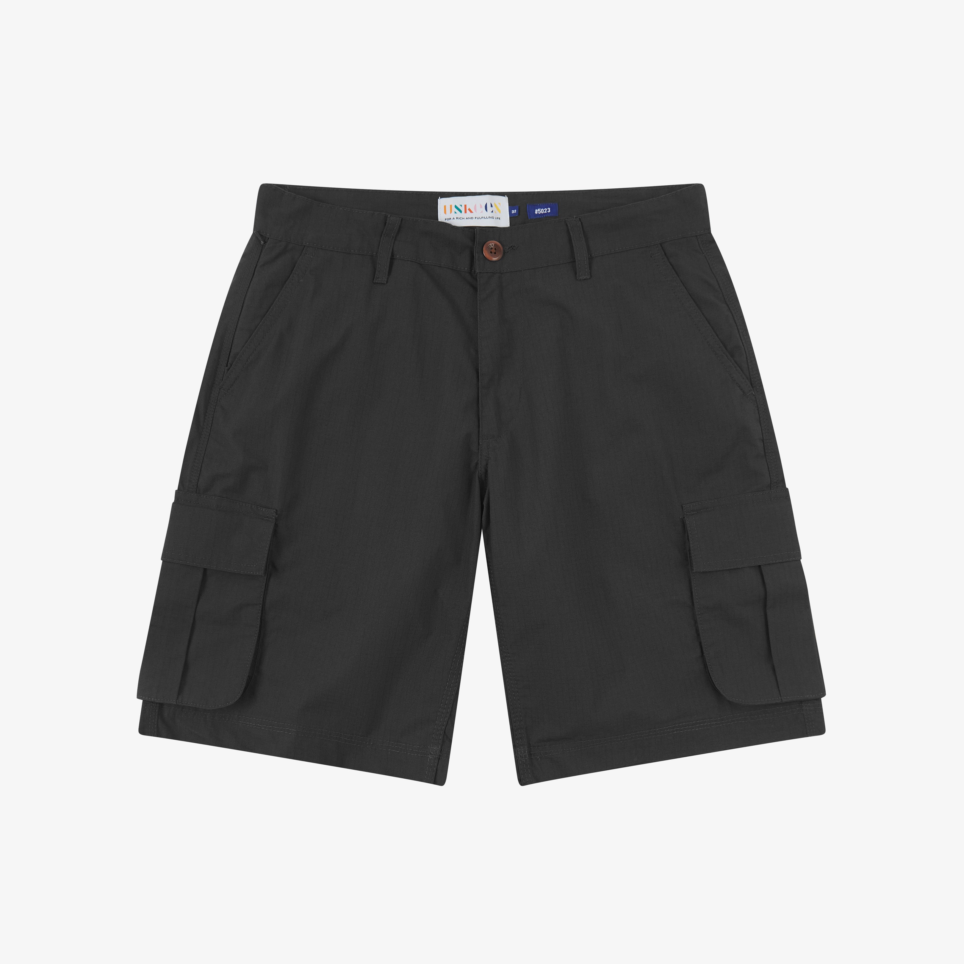 Front view of black 5023 men's ripstop cargo shorts by Uskees. Clear view of zip fly, large cargo pockets, side pockets and 'hidden' zip pocket.