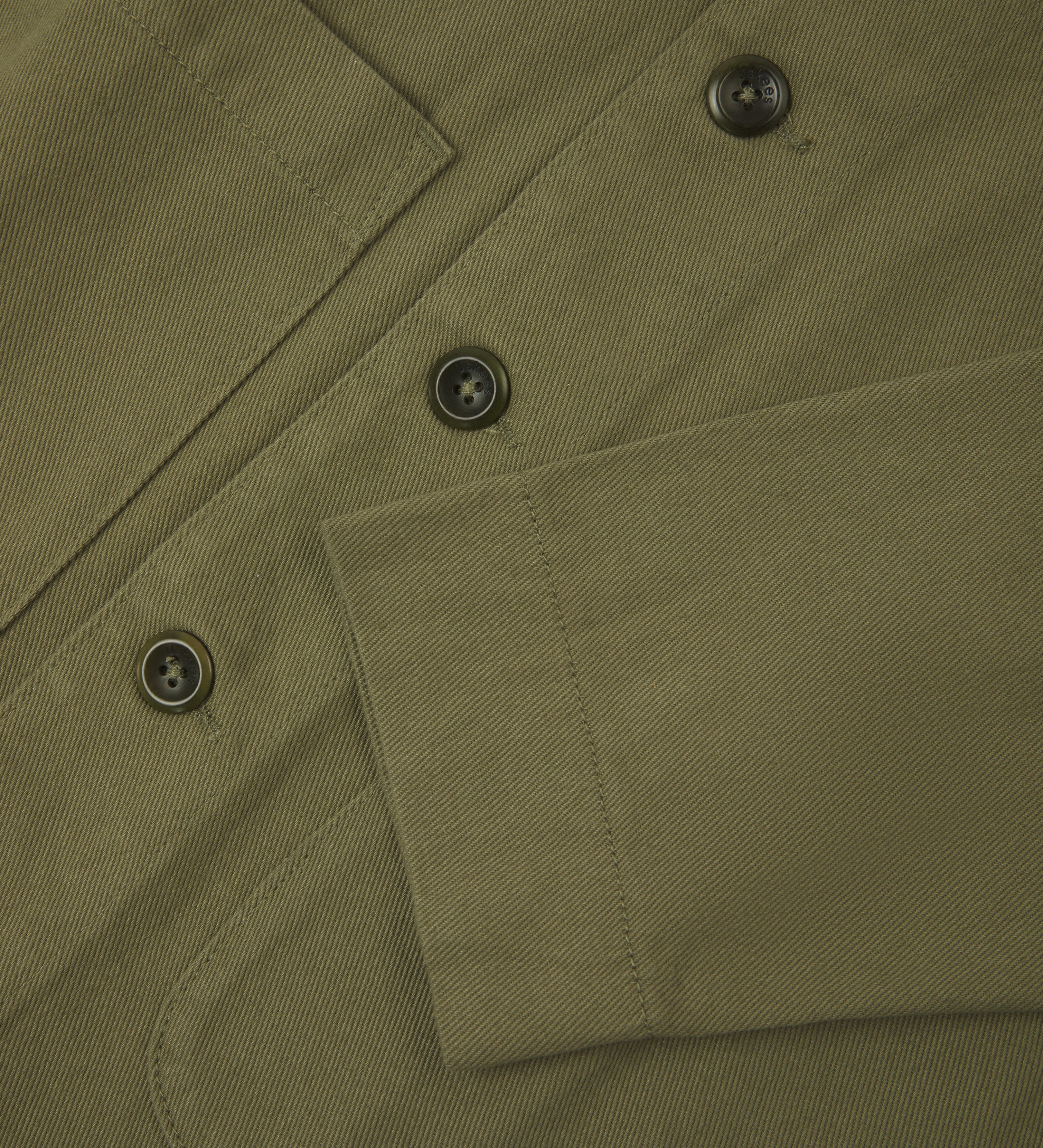 sleeve, corozo buttons &  patch pocket