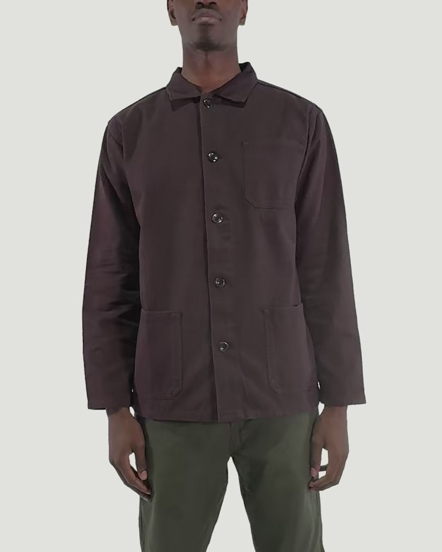 Fitting guide demonstration for the Uskees #3001 cotton drill overshirt in dark plum