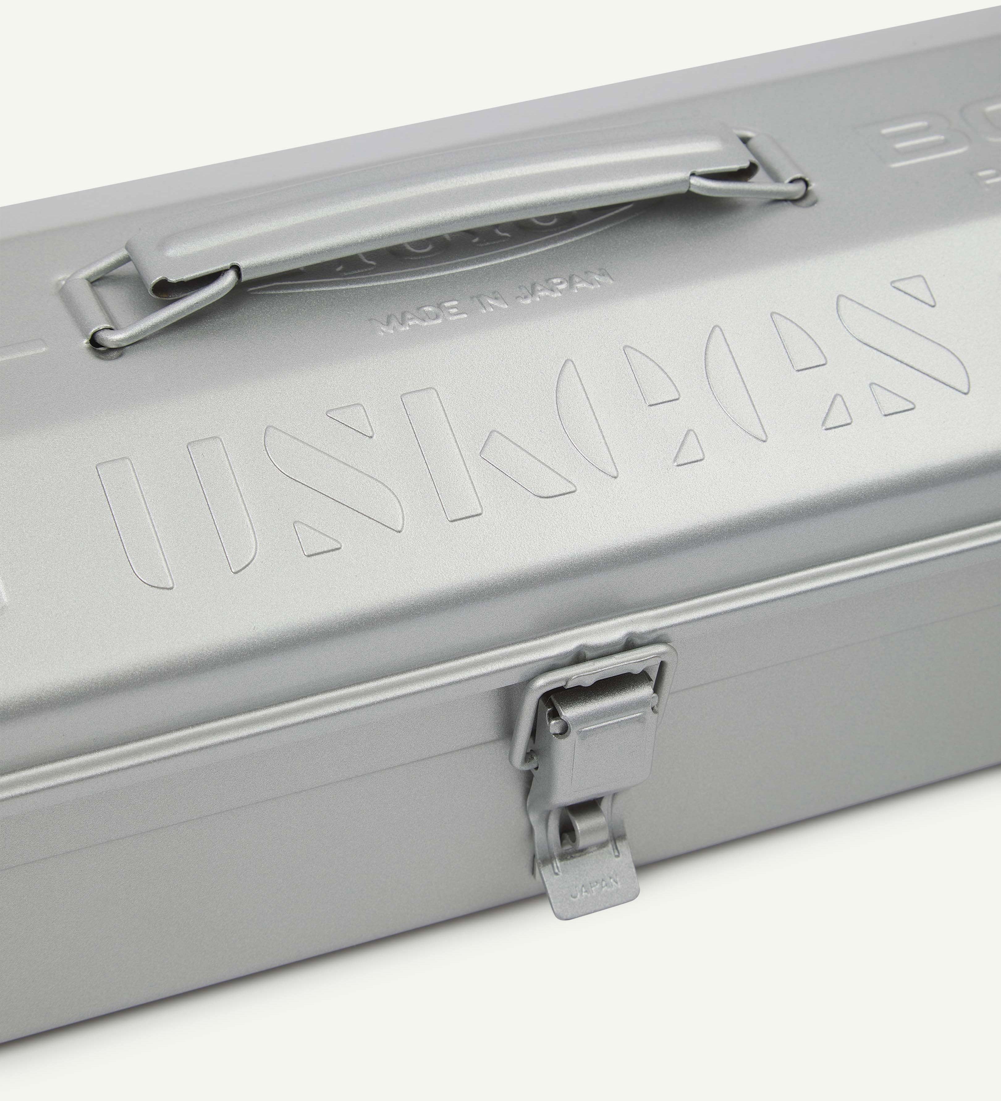 toolbox-silver-3.jpg